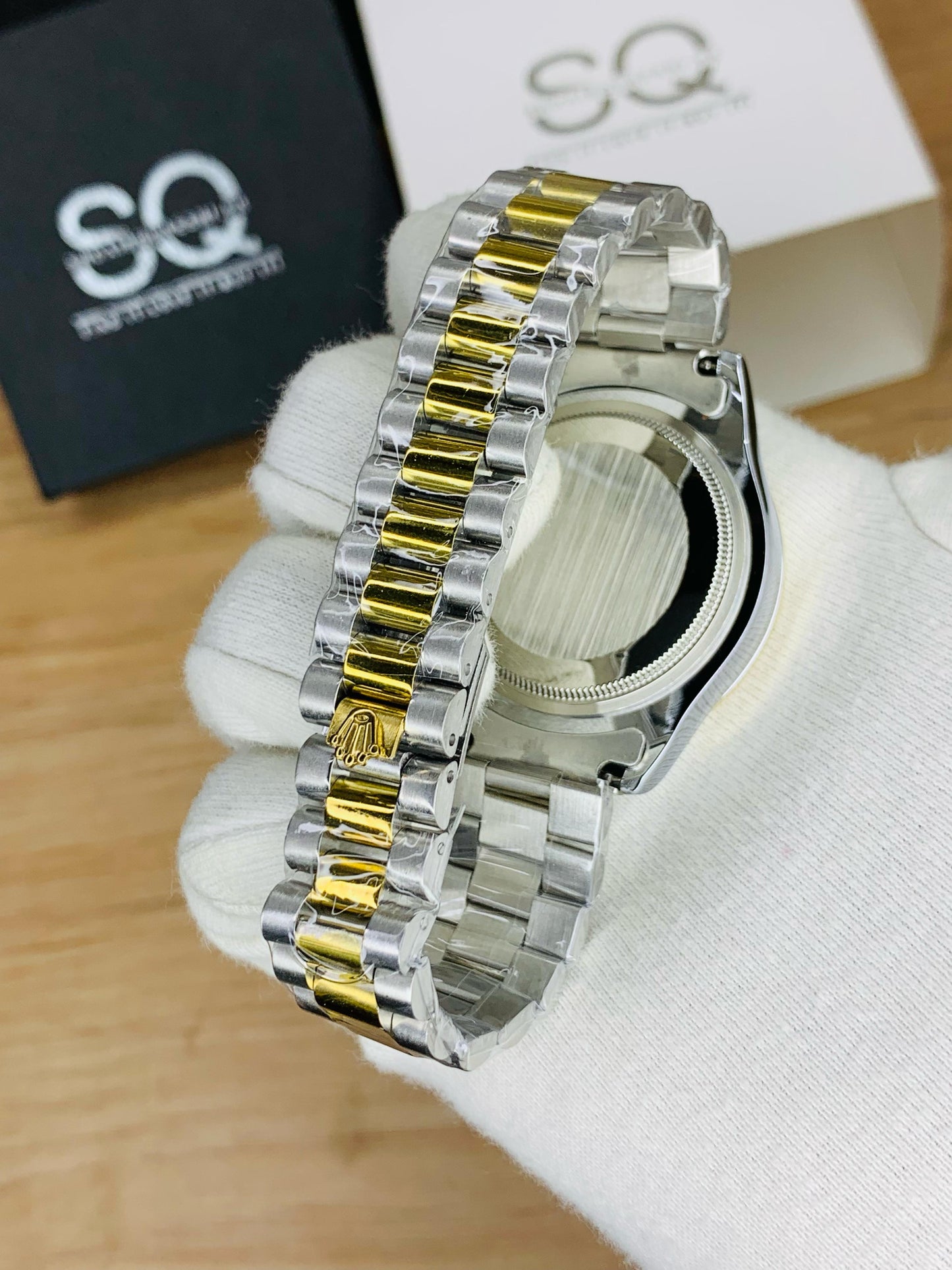 Black Dial | Crystal Stone